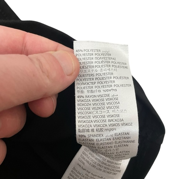 Adika Women’s Ultra Cropped Asymmetric Strap Top in Black Size M - Picture 6 of 8